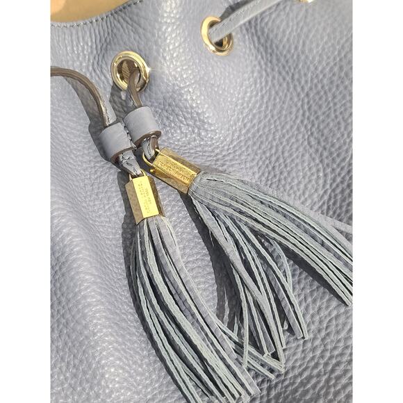Henri Bendel Bedford Pebble Leather Bucket Bag Blue Medium GUC Tassel Drawstring - Picture 7 of 9